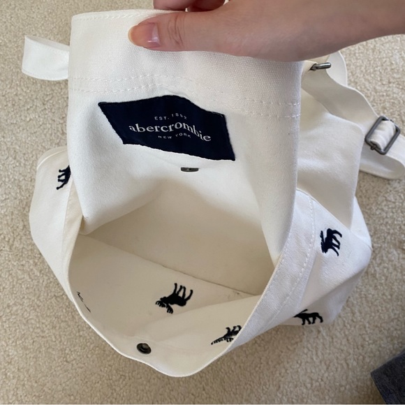Abercrombie Embroidered Tote Bag - Picture 4 of 5